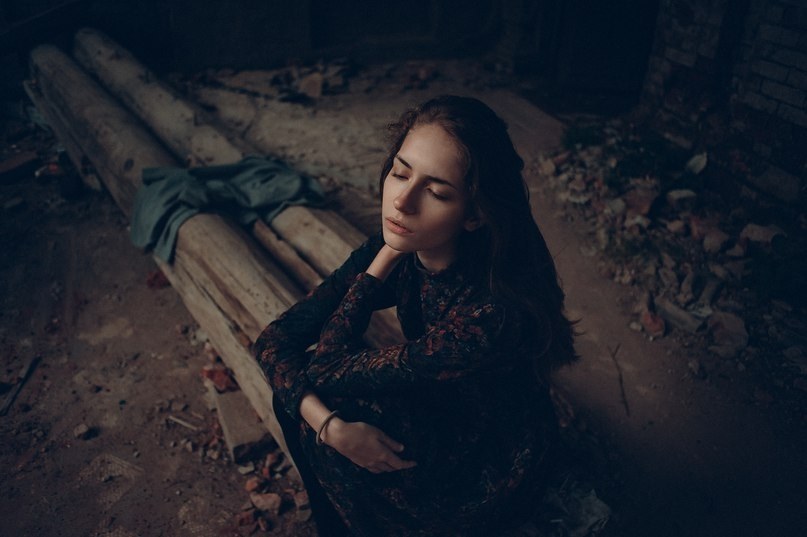 темные пресеты. пресет лайтрум. золотые пресеты для лайтрум. пресет для лайтрума dark. мрачный пресет.